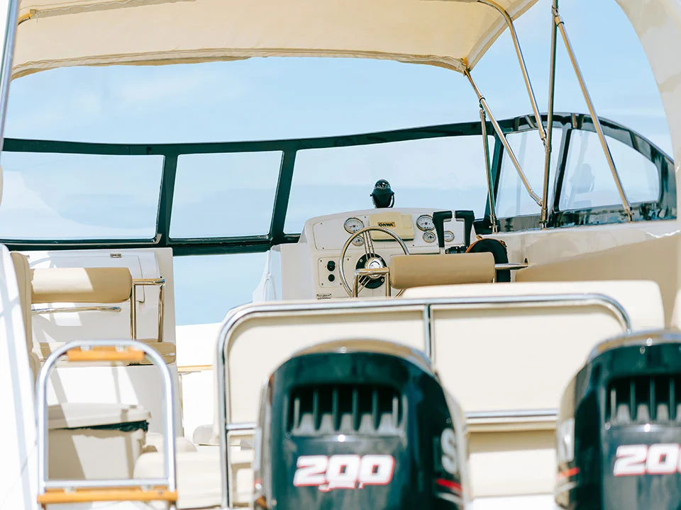 กระบี่-เช่าเหมาลำเรือสปีดโบ๊ท-Speedboat-Aqva-37-ฟุต-6