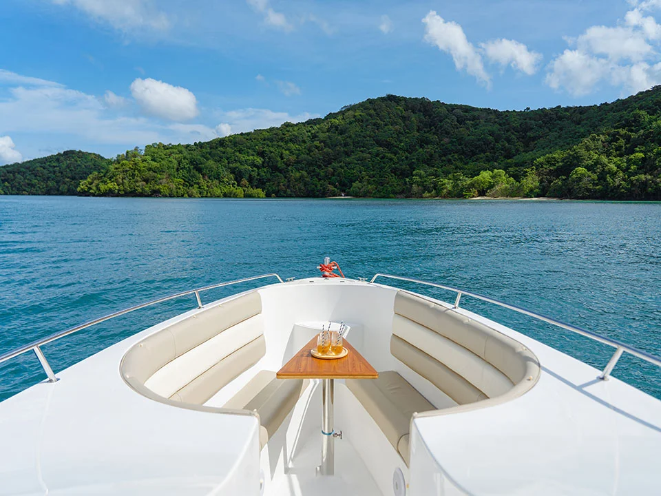 กระบี่-เช่าเหมาลำเรือสปีดโบ๊ท-Speedboat-Aqva-37-ฟุต-7