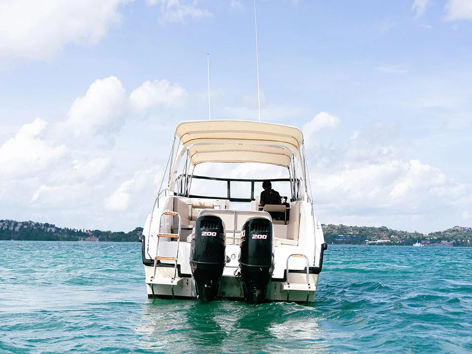 กระบี่-เช่าเหมาลำเรือสปีดโบ๊ท-Speedboat-Aqva-37-ฟุต-9