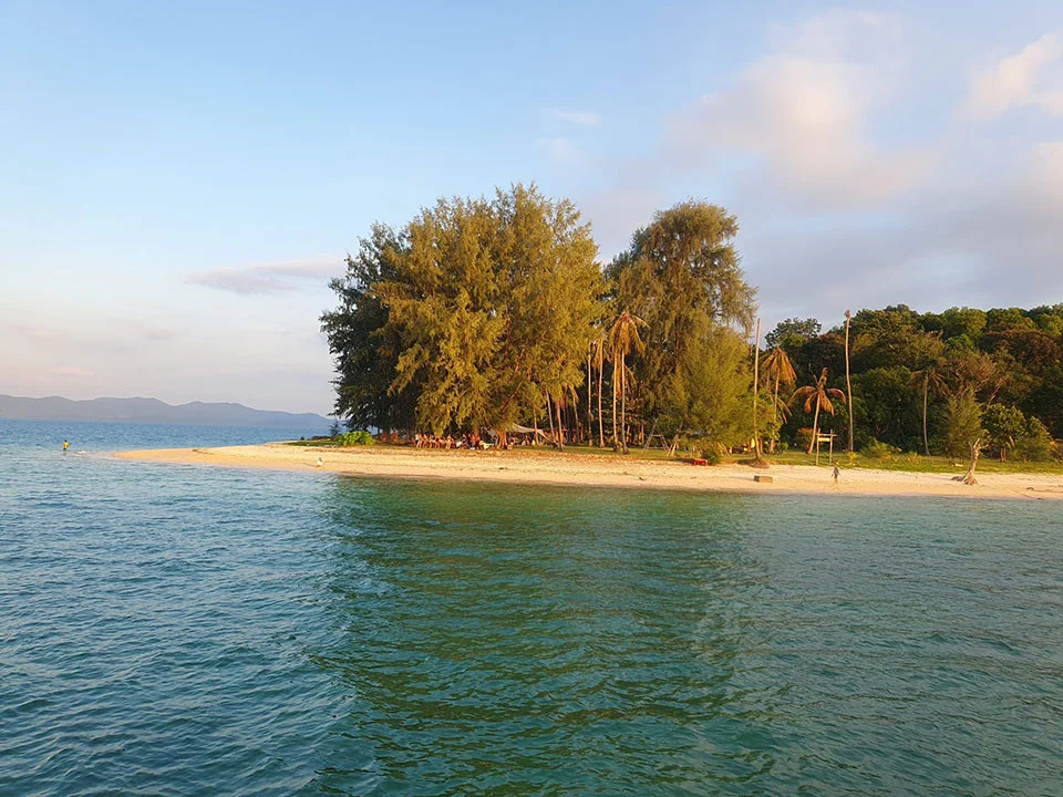 ภูเก็ต-เหมาลำเรือตกหมึก-ตกปลา-กลางคืน-เกาะนาคาน้อย-3