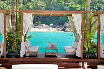 yona-beach-club-medium-cabana