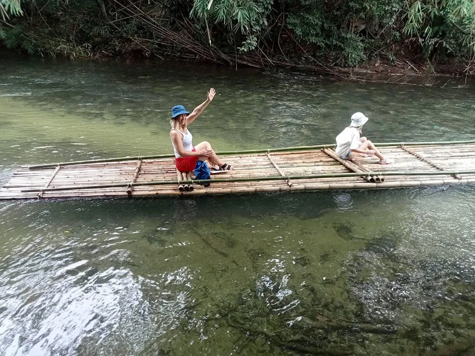 กระบี่-ทัวร์ล่องแพไม้ไผ่-Bamboo-Rafting-อาบน้ำช้าง-นั่งช้าง-ขับเอทีวี-4