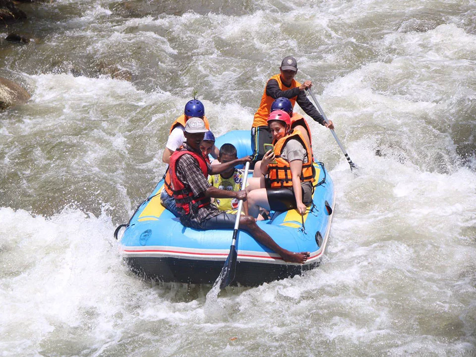 ทัวร์ล่องแก่ง-Rafting-กระบี่-สองแพรก-พังงา-น้ำตก-วัดถ้ำลิง-3