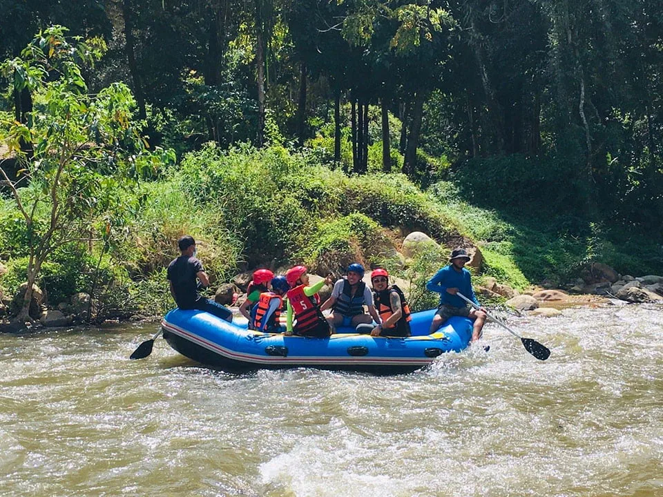 ทัวร์ล่องแก่ง-Rafting-กระบี่-สองแพรก-พังงา-น้ำตก-วัดถ้ำลิง-6