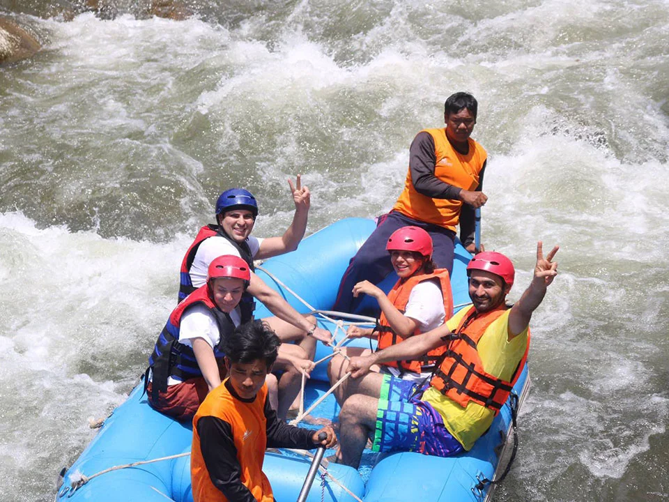 ทัวร์ล่องแก่ง-Rafting-กระบี่-สองแพรก-พังงา-น้ำตก-วัดถ้ำลิง-8