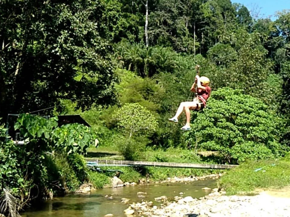 ทัวร์ล่องแก่ง-กระบี่-สองแพรก-โหนสลิง-ซิปไลน์-zipline