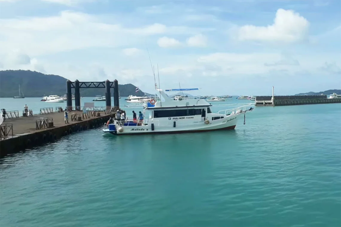 ภูเก็ต-ทริปเหมาลำเรือตกหมึก-กลางคืน-เช่าเรือตกปลา