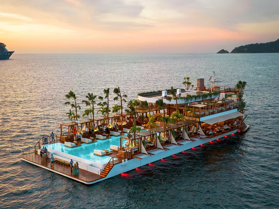 ภูเก็ต-บีชคลับ-เรือปาร์ตี้-ลอยน้ำ-บัตรขึ้นเรือ-YONA-Beach-Club-18
