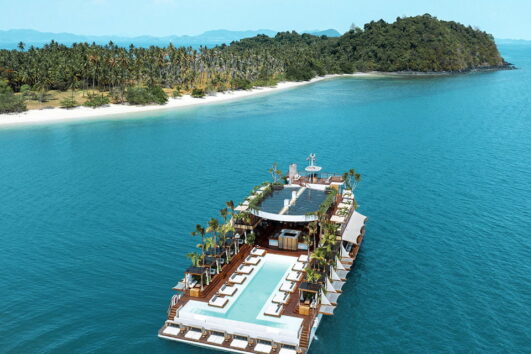 ภูเก็ต บีชคลับ เรือปาร์ตี้ ลอยน้ำ บัตรขึ้นเรือ YONA Beach Club