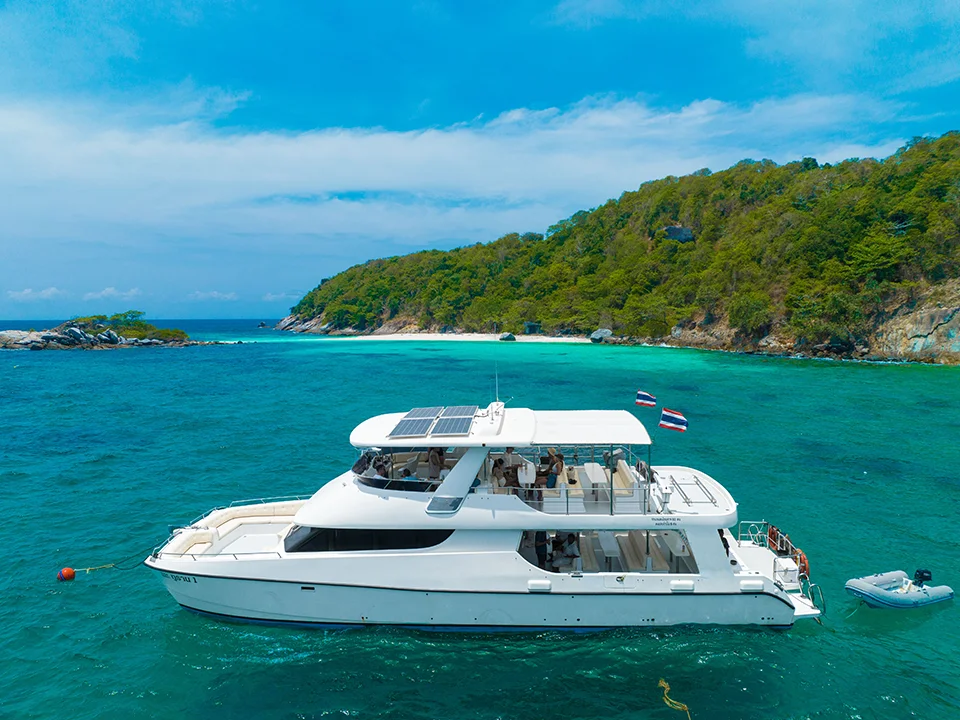 ทัวร์เกาะพีพี-มาหยา-เกาะไม้ท่อน-ซันเซ็ท-Power-Catamaran-5