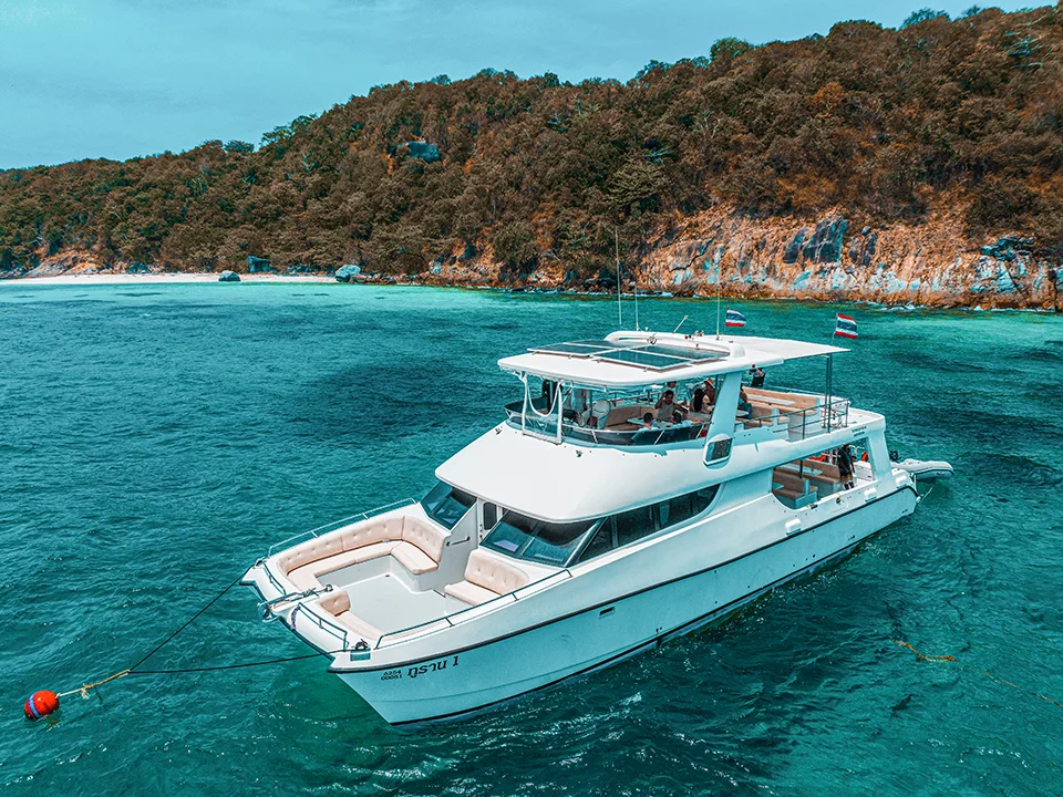 ทัวร์เกาะพีพี-มาหยา-เกาะไม้ท่อน-ซันเซ็ท-Power-Catamaran-6