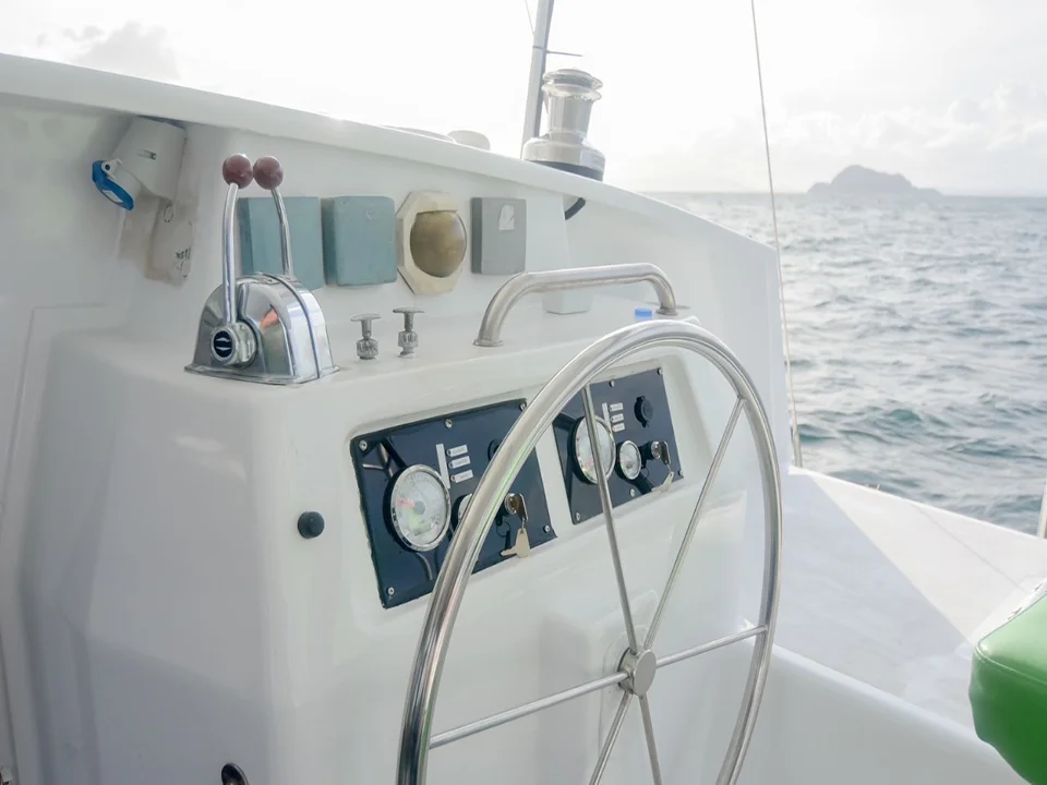 ล่องเรือพรีเมี่ยม-เกาะราชา-เกาะเฮ-เรือยอร์ชคาตามารัน-sunset-5