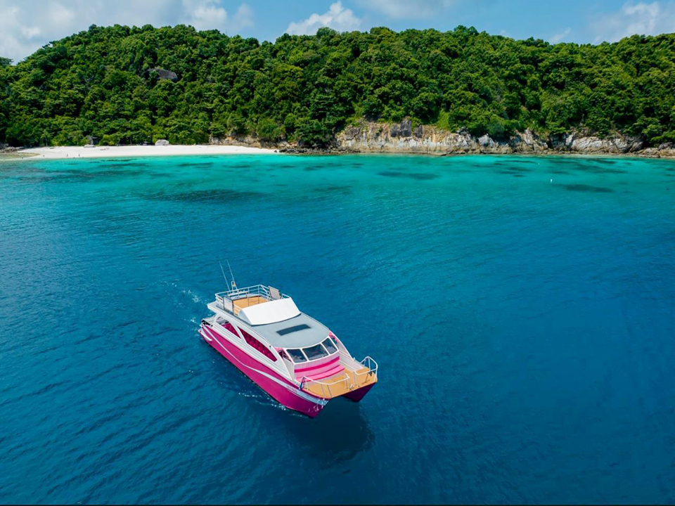 แพคเกจทัวร์เกาะพีพี-เกาะไข่-เกาะไม้ท่อน-ซันเซ็ท-Speed-Catamaran-12