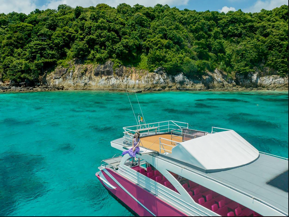 แพคเกจทัวร์เกาะพีพี-เกาะไข่-เกาะไม้ท่อน-ซันเซ็ท-Speed-Catamaran-9