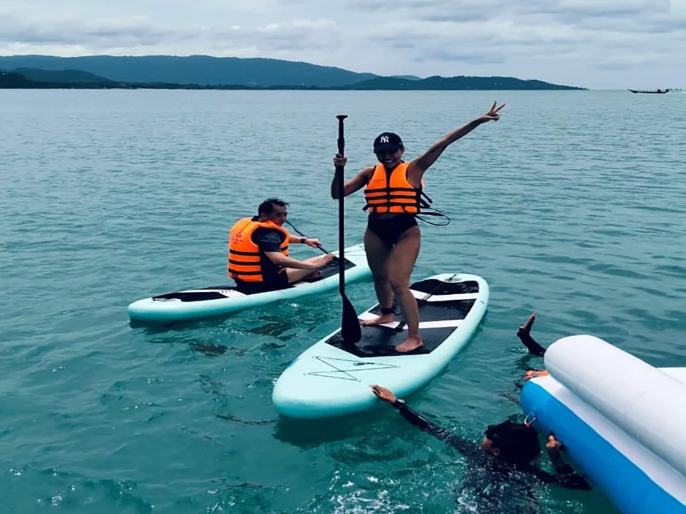 สมุย-ทัวร์ชมโลมา-เกาะหมู-ดำน้ำตื้น-เกาะแตน-โดยเรือ-Catamaran-8