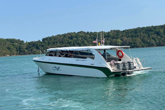 เรือโดยสาร พรีเมี่ยม Speedboat กระบี่ ท่าเรือคงคา ไปเกาะพีพี ต้นไทร