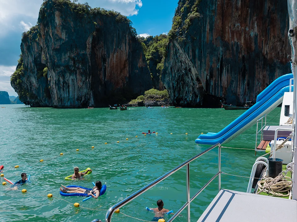 ทัวร์ล่องเรือ-Seanery-Cruise-Party-อ่าวพังงา-เขาตะปู-เขาพิงกัน-Sunset-7