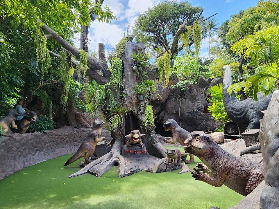 บัตรปาร์คไดโนเสาร์-มินิกอล์ฟ-ภูเก็ต-Dino-Park-Mini-Golf-10