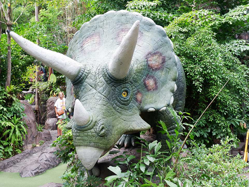 บัตรปาร์คไดโนเสาร์-มินิกอล์ฟ-ภูเก็ต-Dino-Park-Mini-Golf-8