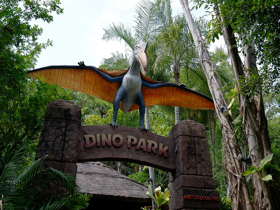 บัตรปาร์คไดโนเสาร์-มินิกอล์ฟ-ภูเก็ต-Dino-Park-Mini-Golf
