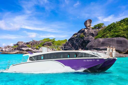 ภูเก็ต-ทัวร์สิมิลัน-พรีเมี่ยม-เรือคาตามารัน-2-ชั้น-WOW-Andaman