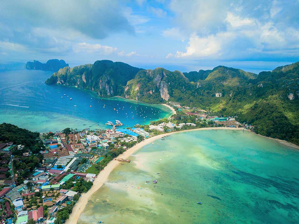 ทัวร์พรีเมี่ยม-Early-Bird-เกาะพีพี-อ่าวมาหยา-เกาะไผ่-เรือเร็ว-Speedboat-13