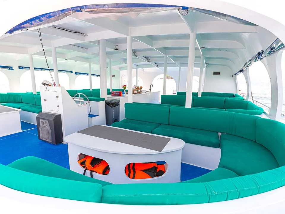 ทัวร์รอบเช้า-เกาะไม้ท่อน-เกาะไข่-ภูเก็ต-เรือ-Power-Catamaran-9