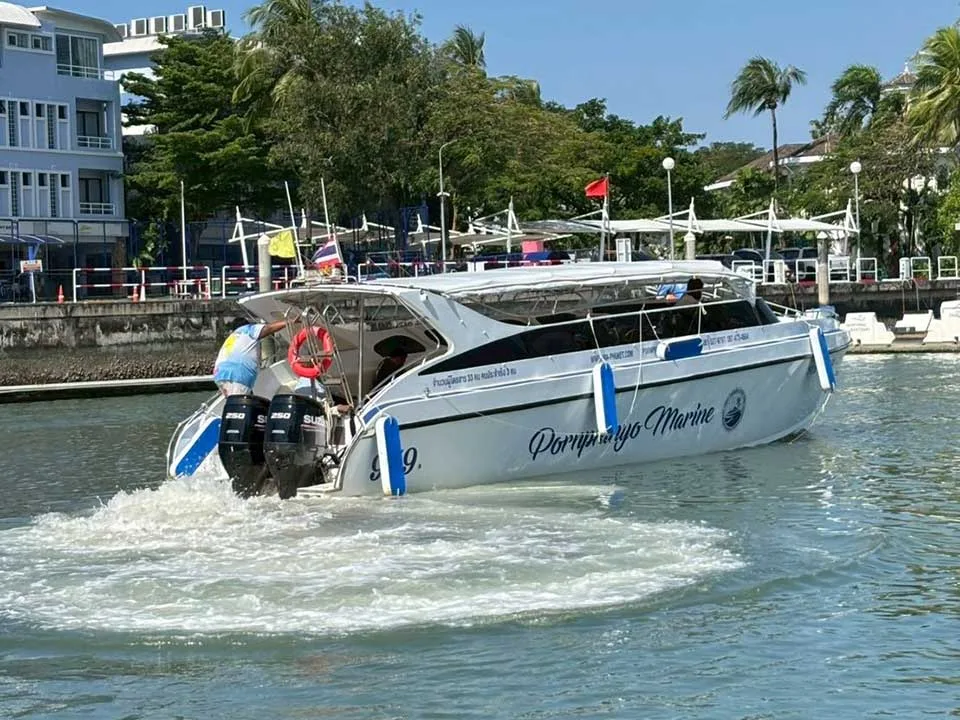 ตั๋วเรือสปีดโบ๊ท-ภูเก็ต-ท่าเรือโบ๊ทลากูน-เกาะยาวใหญ่-speedboat-2
