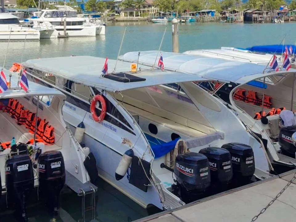 ตั๋วเรือสปีดโบ๊ท-ภูเก็ต-ท่าเรือโบ๊ทลากูน-เกาะยาวใหญ่-speedboat-4