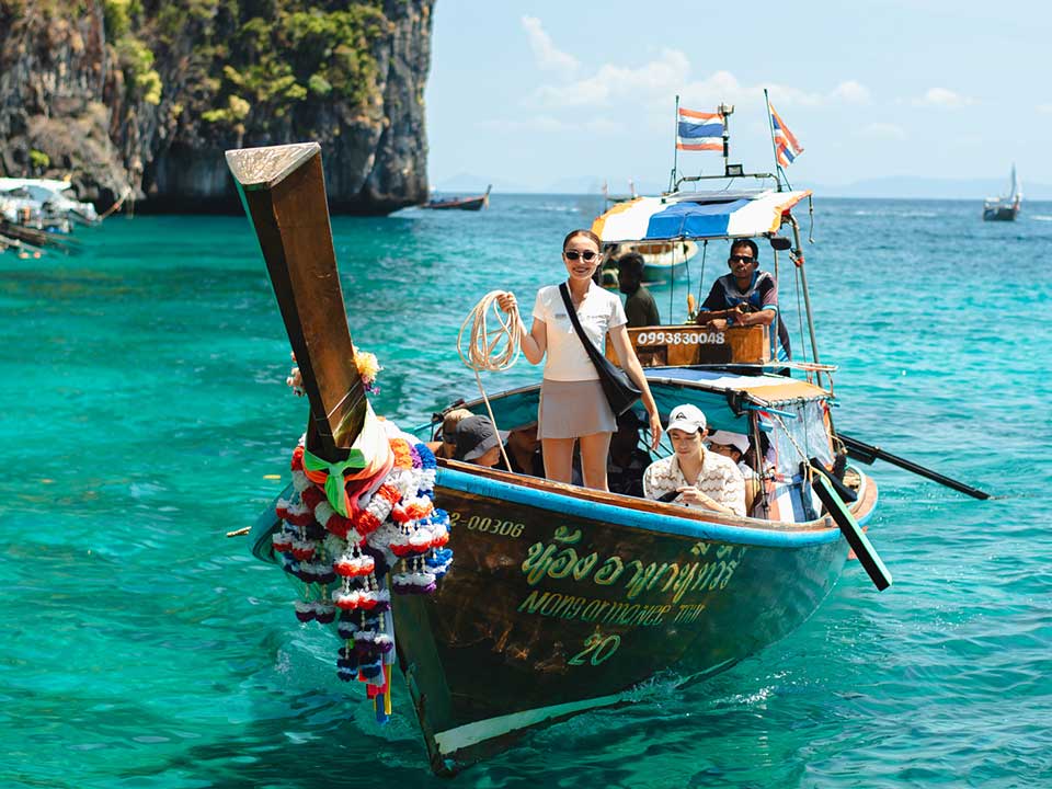 ภูเก็ต-ทัวร์เกาะพีพี-เกาะไม้ท่อน-ซันเซ็ท-luxury-yacht-catamaran-11