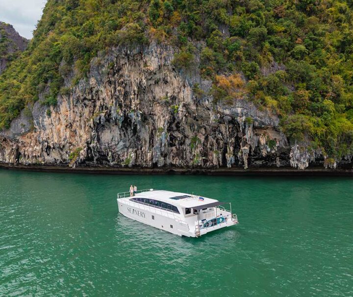 ภูเก็ต-ล่องอ่าวพังงา-เกาะปันหยี-James-Bond-เรือ-Speed-Catamaran-17