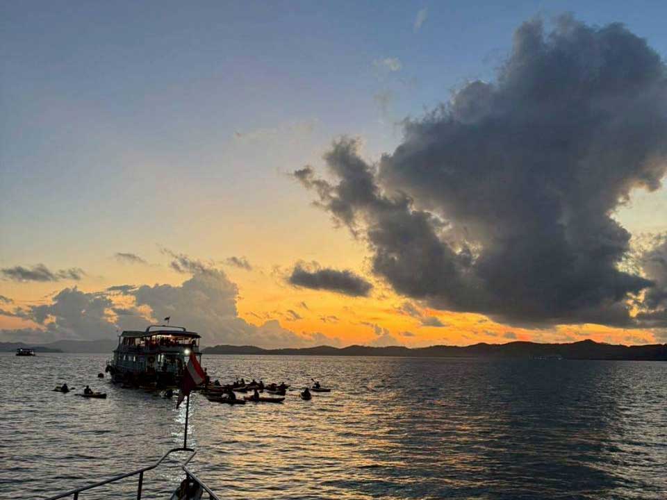 ภูเก็ต-ล่องเรืออ่าวพังงา-พายแคนู-ชมแพลงก์ตอน-Sunset-Plankton-2