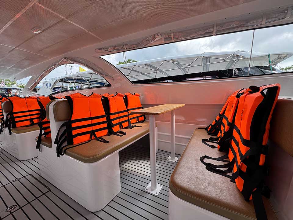 ภูเก็ต-สปีดโบ๊ทหรู-เกาะพีพี-อ่าวมาหยา-เกาะไผ่-เกาะไข่-VIP-Speedboat-7