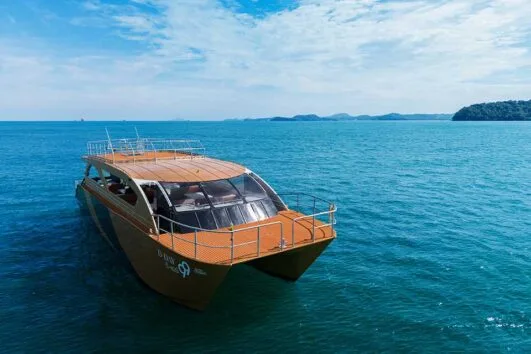 Luxury-Speed-Catamaran-เกาะพีพี-อ่าวมาหยา-เกาะไผ่-Phuket