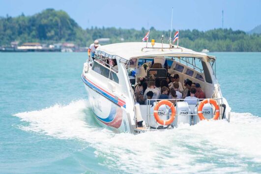 เรือสปีดโบ๊ทโดยสาร เกาะยาวใหญ่-ช่องหลาด-ไร่เลย์ Railay