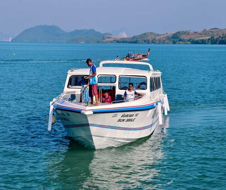 เรือสปีดโบ๊ทโดยสาร-เกาะยาวใหญ่-ช่องหลาด-เกาะพีพี-Phi-Phi-Island