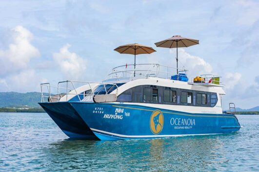 ทัวร์ภูเก็ต-เที่ยวอ่าวพังงา-เกาะปันหยี-เขาตะปู-เกาะไข่-Speed-Catamaran-2